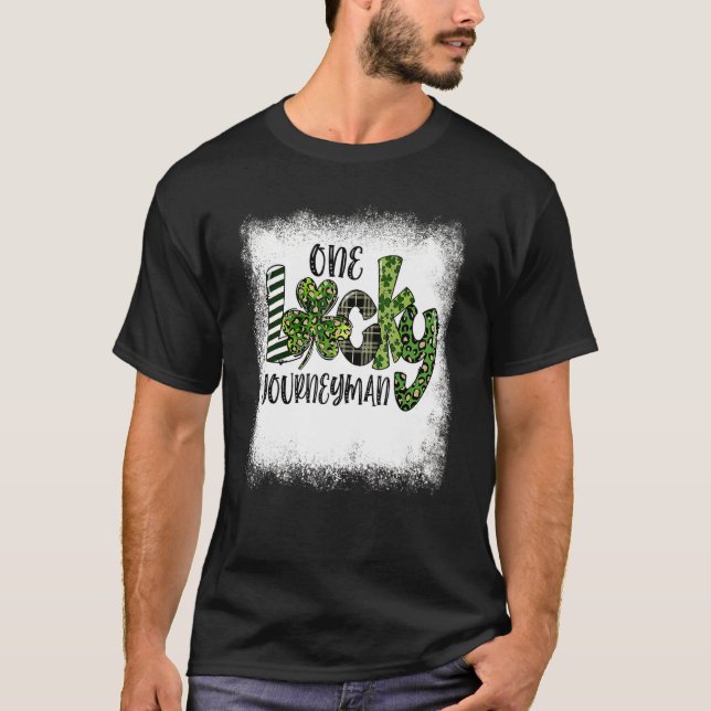 Bleached St Patricks Day Leopard One Lucky Journey T-Shirt (Vorderseite)