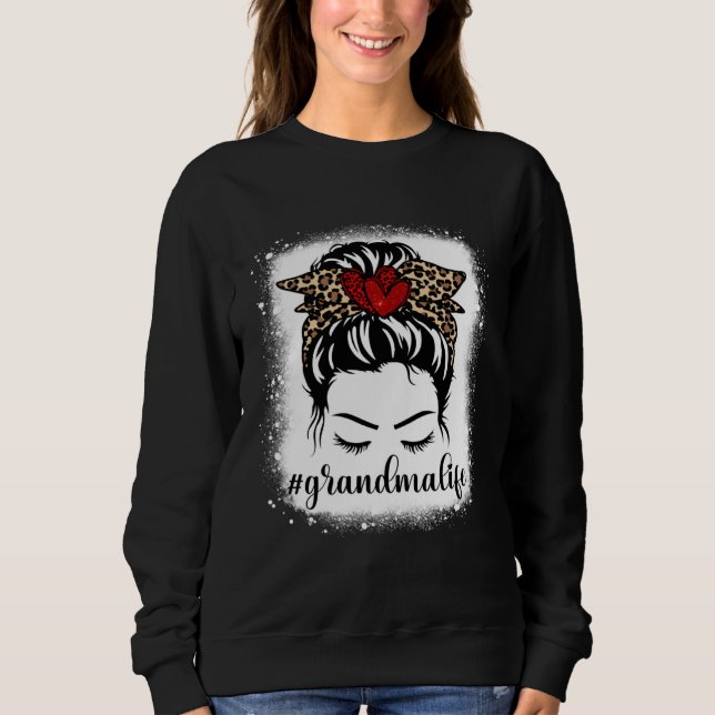 Bleaches Grandma Life Messy Bun Leopard Print Moth Sweatshirt (Vorderseite)