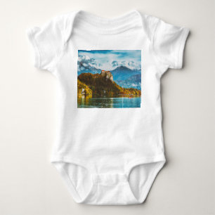 Bled Castle: Slowenischer Cliff-Blick. Baby Strampler