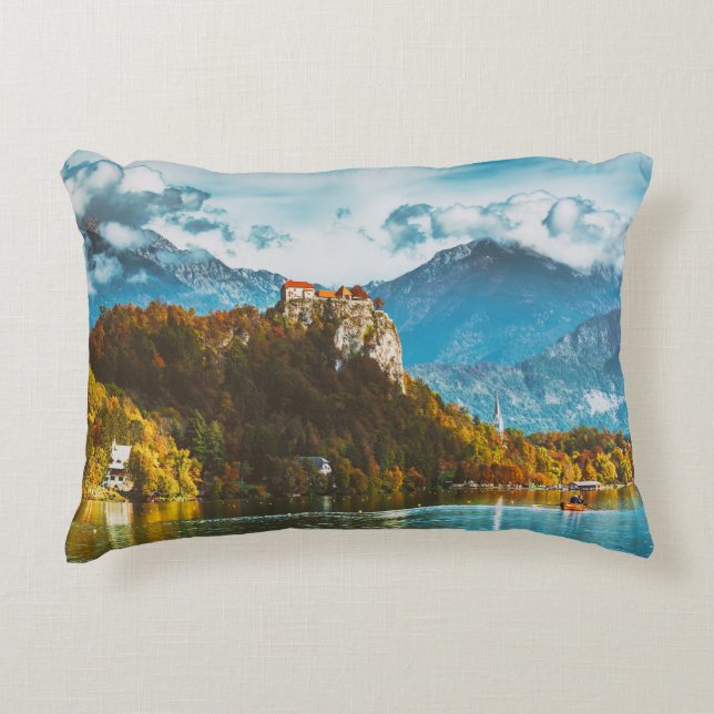 Bled Castle: Slowenischer Cliff-Blick. Dekokissen (Vorderseite)