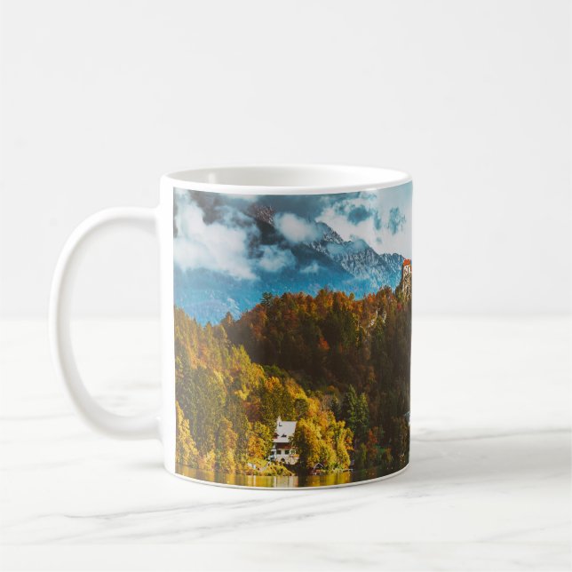 Bled Castle: Slowenischer Cliff-Blick. Kaffeetasse (Links)