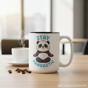Bleib Pandastisch T-Shirt, Lustiger Panda Meditati Zweifarbige Tasse