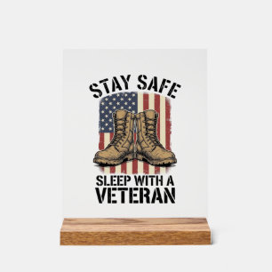 Bleib sicher, schlaf mit einem Veteranen Vintage-S Acrylschild