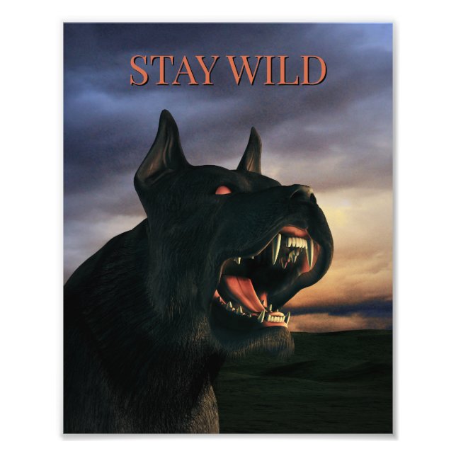 Bleib wild. Großer, schwarzer Hund Fotodruck (Vorne)