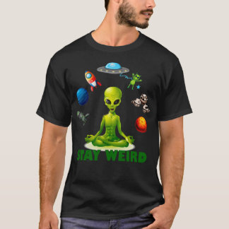 Bleibe der komischen Zen Green Alien und Yoga-Pose T-Shirt
