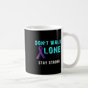 Bleibe einer starken Aquamarin-lila Ribbon-Suizidp Kaffeetasse