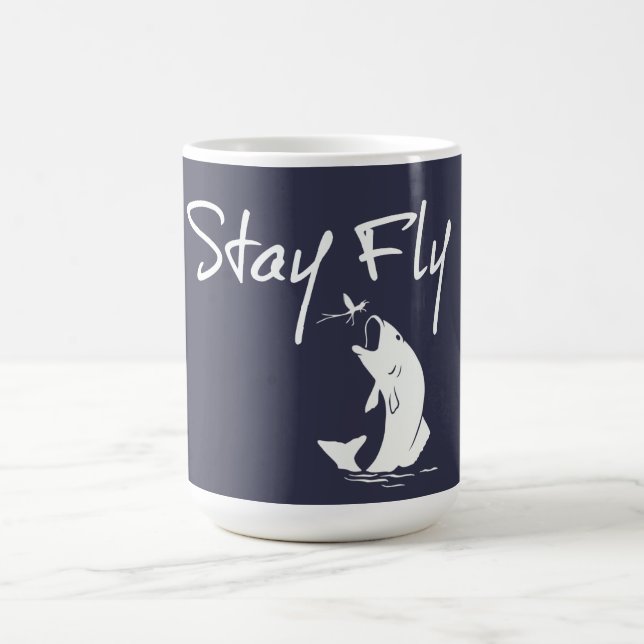 Bleibe Sie Fliegen-lustiges Fischen Tasse (Mittel)