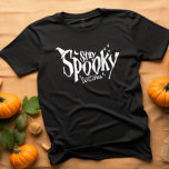 Bleibe Spooky Hexen Hexen Hexenhase T-Shirt<br><div class="desc">Lassen Sie Halloween mit unseren lustigen "Bleibe Spooky Hexen"-T - Shirt erleben. Tauchen Sie ein in eine Welt des bösen Spaßes und unheimlichen Stils, während Sie die schönste Jahreszeit feiern. Feiern Sie die Saison mit einer Drehung Spaß, eine Aussage, die sowohl unheimlich als auch unterhaltsam ist. Eine bezaubernde Ergänzung zu...</div>