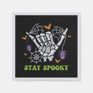 Bleibe Spooky mit Handknochen und Spinnennetzen Serviette