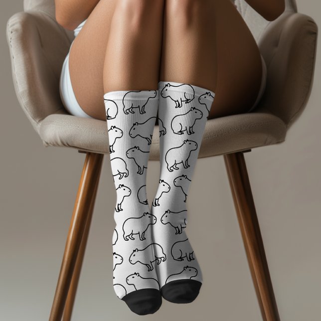 Bleibe Weird Funny Capybara Muster Socken (This quirky and minimalist capybara pattern is a playful celebration of individuality and charm. )