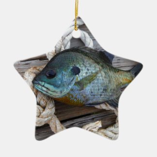 Bleichfische auf Dock und Seil Keramik Ornament
