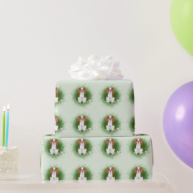 Blenheim Cavalier King Charles Spaniel auf Green Geschenkpapier (Partygeschenke)