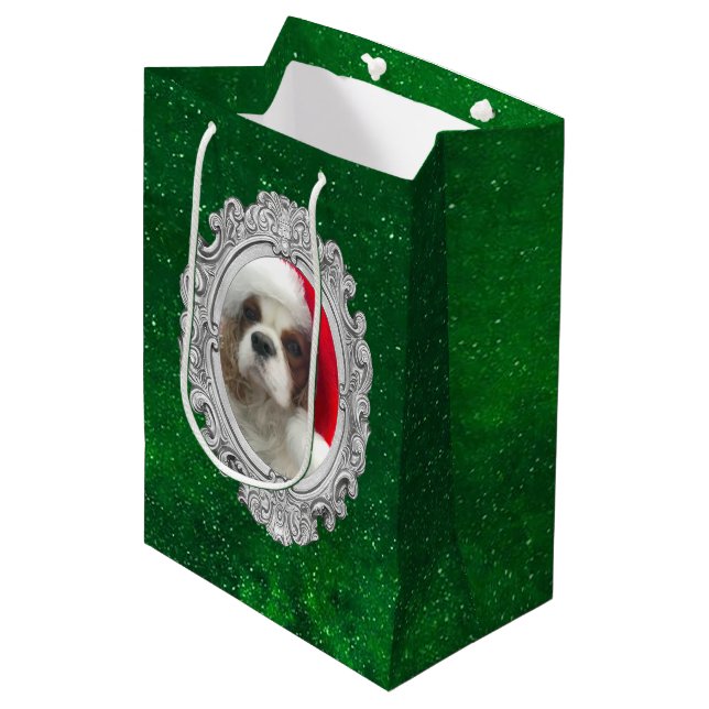 Blenheim Santa Cavalier Spaniel Gift Bag  Mittlere Geschenktüte (Vorderseite Schrägansicht)
