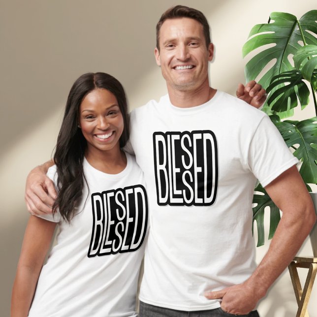 BLESSED - Bold Unisex T-Shirt (Von Creator hochgeladen)