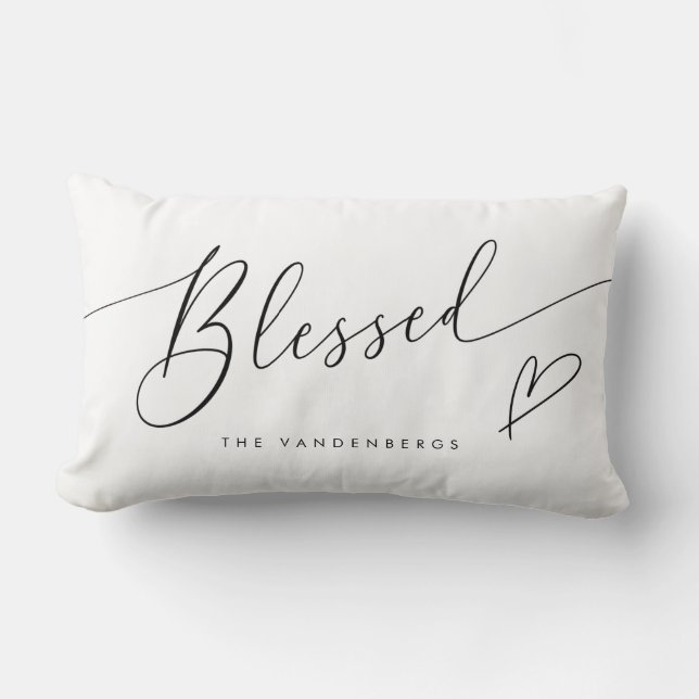 Blessed Modern Typography Heart Throw Pillow Lendenkissen (Vorderseite)