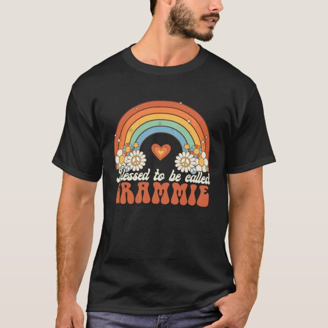 Blessed To Be Called Grammie Groovy Rainbow Mother T-Shirt (Vorderseite)