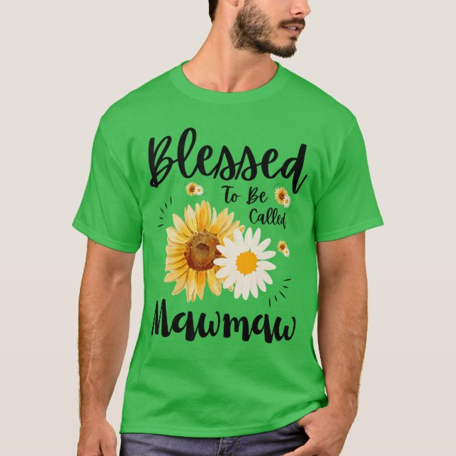 Blessed to Be Called Mawmaw Women Floral Cute Moth T-Shirt (Vorderseite)