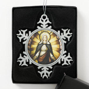 Blessed Virgin Mary with a Halo of Stars Schneeflocken Zinn-Ornament