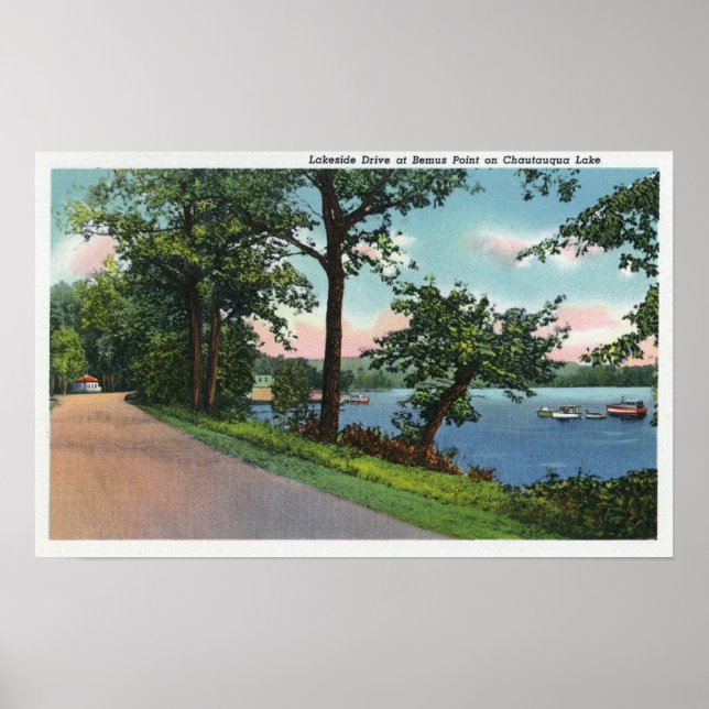 Blick auf den Lakeside Drive entlang des Chautauqu Poster (Vorne)