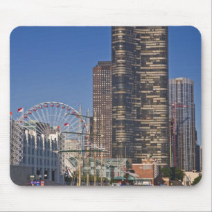 Blick auf den Marinepier von Chicago Mousepad