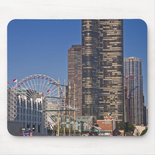 Blick auf den Marinepier von Chicago Mousepad (Vorne)