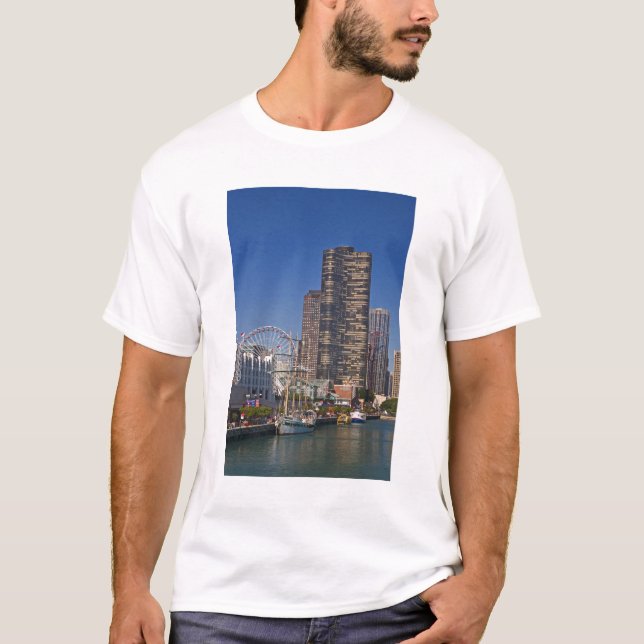 Blick auf den Marinepier von Chicago T-Shirt (Vorderseite)