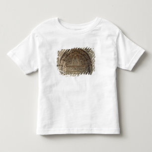Blick auf den Tympanum, der die Madonna darstellt Kleinkind T-shirt