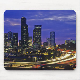Blick auf die Skyline von Seattle, Washington bei Mousepad
