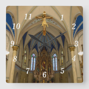 Blick auf die St. Peter Altar Wall Uhr