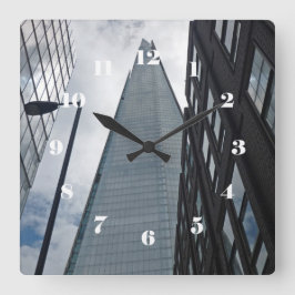 Blick auf die Tooley Street, London Quadratische Wanduhr