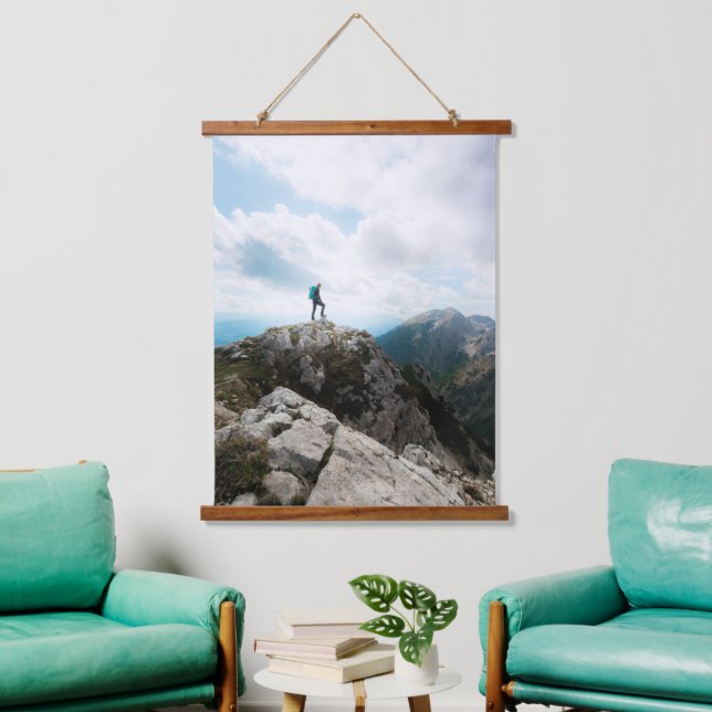 Blick auf neue Abenteuer Wandteppich Mit Holzrahmen (Wohnzimmer)