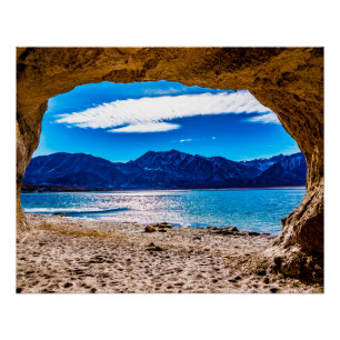 Blick aus der Höhle glänzend Poster