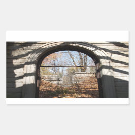 Blick durch den Ruin Rechteckiger Aufkleber