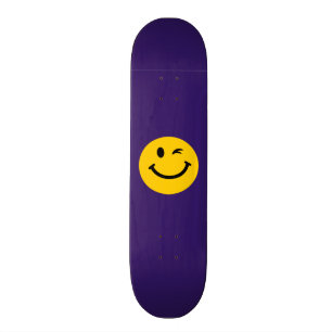 Blinzeln des Gesichtes Skateboard