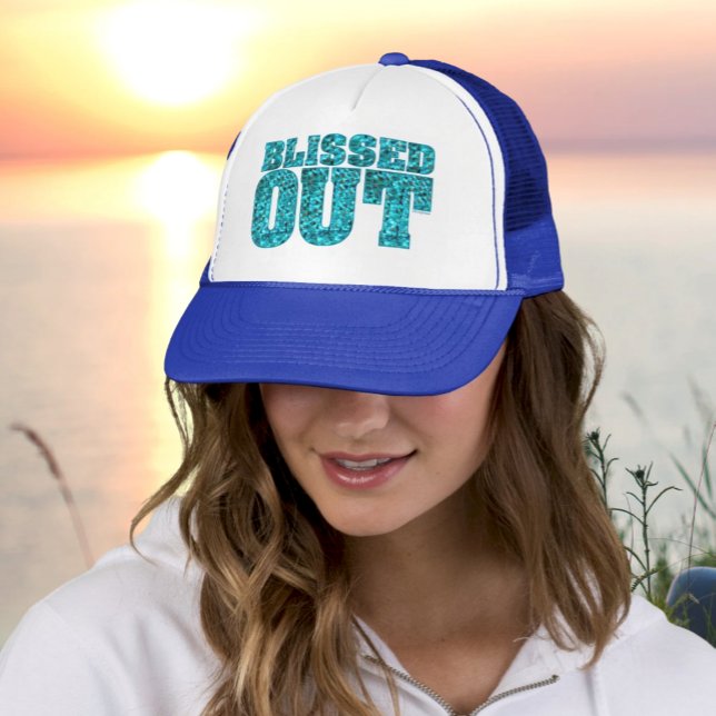 Blissed Out Trucker Hat - Yoga Spiritueller Stil Truckerkappe (Woman in Royal and White Trucker Hat with faux snakeskin "Blissed Out" teal letters)