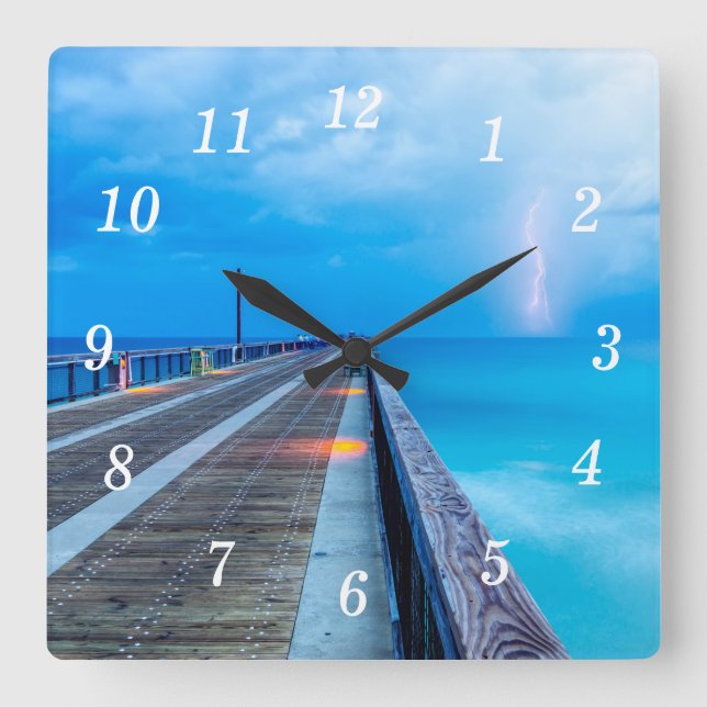 Blitze bei Navarre Beach Pier Wall Clock Quadratische Wanduhr (Vorderseite)