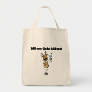 Blitzen Gets Blitzed Reindeer Tshirts und Geschenk Tragetasche