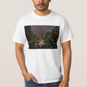 Blitzschlag über dem Fluss Chicago T-Shirt