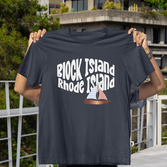 Block Island Segelboot Tri-Blend Shirt (Von Creator hochgeladen)