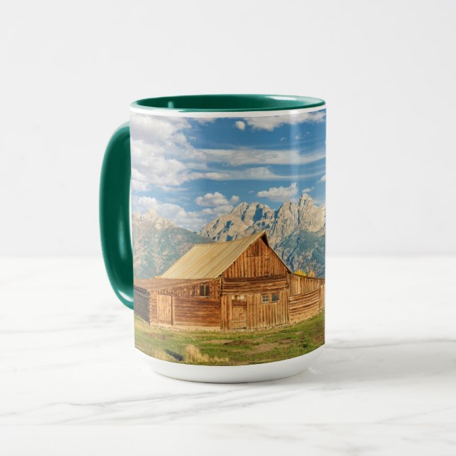 Blockhaus nahe Gebirgszug Tasse (Vorderseite Links)