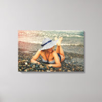 Blond Frau am Strand