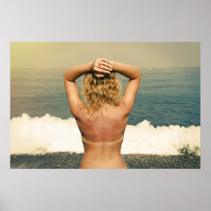 Blond Frau am Strand Poster