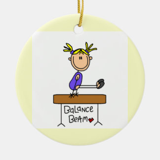 Blond Girl Gymnast auf Balancebaum Keramikornament