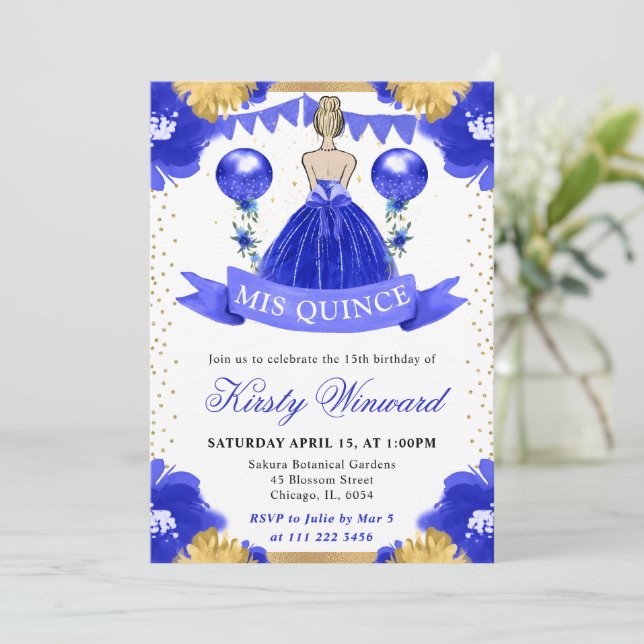 Blonde blonde blass Princess Quinceanera Einladung (Stehend Vorderseite)