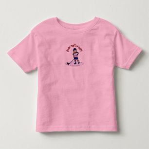 Blonde Girls Hockey Player Kleinkind T-shirt