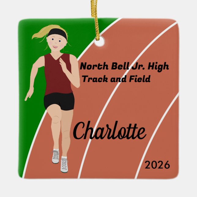Blonde Track and Field Girl in Maroon und Black Keramikornament (Vorderseite)