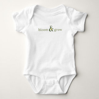 Bloom & Grow Natur-Bauernhaus-Baby-Outfit Baby Strampler