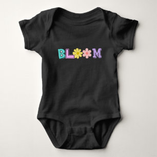 Bloom Retro Pastell Blumen Babyshorts Baby Strampler