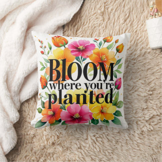 Bloom where you are Planted - Vibrant floral motiv Kissen