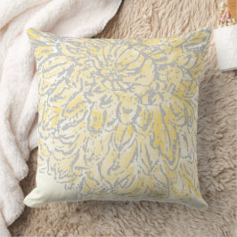 Blooming Dahlia Yellow Iris Wedding Kissen